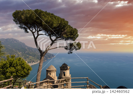 Coastline in Ravello, Amalfi coast, italy Coastline in Ravello, Amalfi coast, italy 142460562