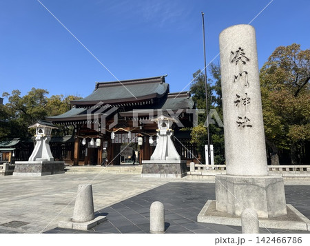春の湊川神社 春の湊川神社 142466786