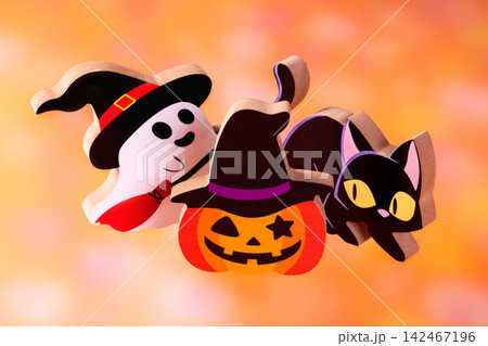 ハロウィン人形 142467196