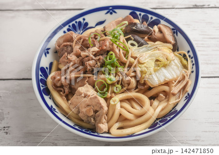 すき焼き風うどん すき焼き風うどん 142471850