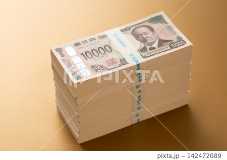 1000万円分の札束 1000万円分の札束 142472089