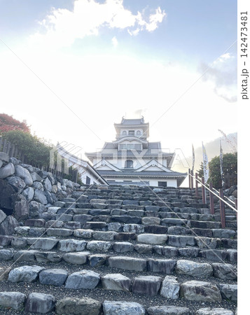 秋の長浜城 142473481