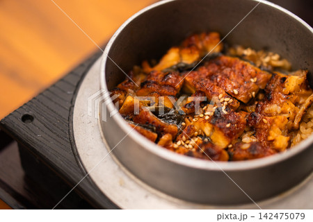 蒲焼きうなぎを贅沢に使用した和食釜飯の宅配・出前グルメ　土用の丑の日 142475079