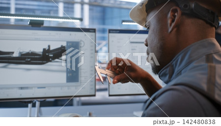 CAD Model Verification and Digital Twin Inspection in Robotic Manufacturing CAD Model Verification and Digital Twin Inspection in Robotic Manufacturing 142480838