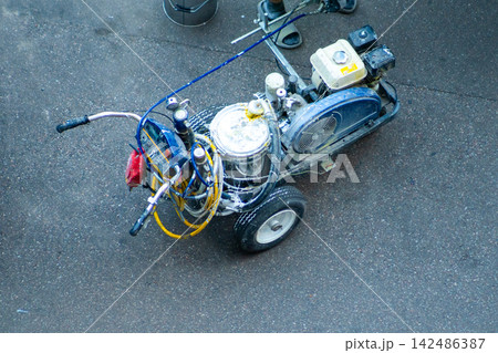 Road Marking Machine for apply lines on asphalt 142486387