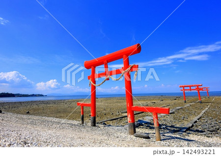大魚神社海中鳥居 干潮(佐賀 藤津郡 太良町) 大魚神社海中鳥居 干潮(佐賀 藤津郡 太良町) 142493221