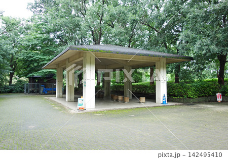 都立武蔵野公園の休憩所と雨水貯留施設(東京都小金井市) 都立武蔵野公園の休憩所と雨水貯留施設(東京都小金井市) 142495410