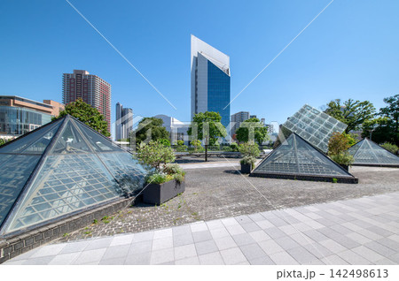 川口西公園の川口市立美術館と川口総合文化センター 川口西公園の川口市立美術館と川口総合文化センター 142498613
