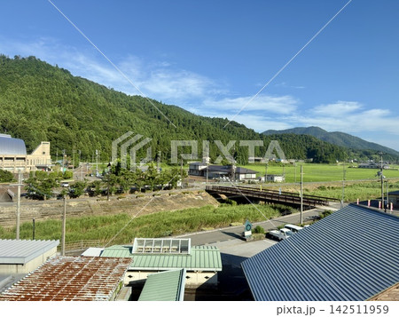 田舎の長閑な風景 近江周辺の夏の景色 田舎の長閑な風景 近江周辺の夏の景色 142511959