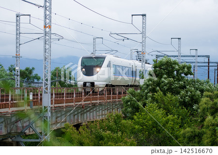 姉川を渡る特急シラサギ 姉川を渡る特急シラサギ 142516670
