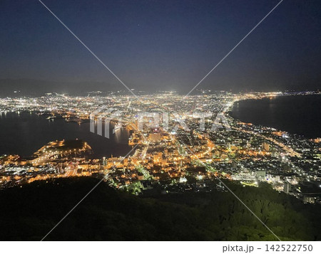 函館山から望む函館市街の美しい夜景 142522750