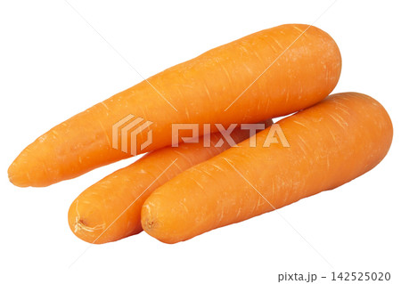 carrot isolated on white background 142525020