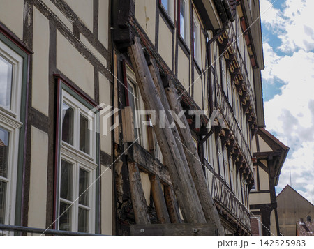 detail of half timbered medieval houses in hann munden historical village Germany 142525983