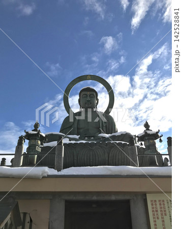 青天の高岡大仏 142528841