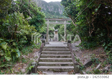 新島　石段　鳥居 142533062