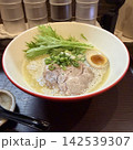 麺屋彩々　白鶏塩らーめん 142539307