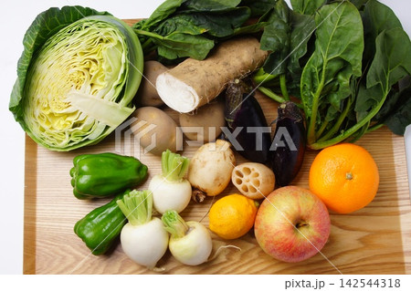いっぱいの野菜果物 いっぱいの野菜果物 142544318