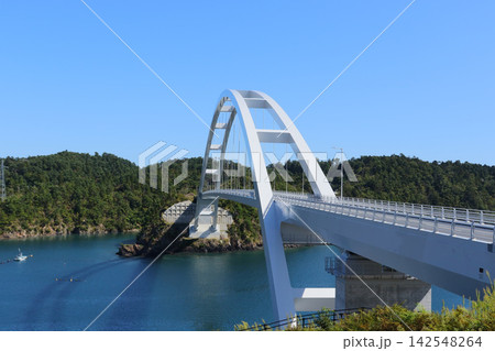 出島大橋(宮城県女川町)本土側から撮影 出島大橋(宮城県女川町)本土側から撮影 142548264
