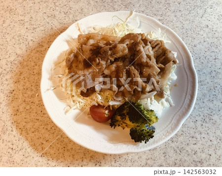 生姜焼き 142563032