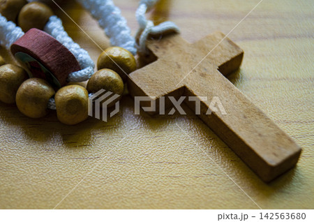 Holy Rosary with customizable space for text or religious message. Holy Rosary with customizable space for text or religious message. 142563680