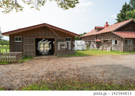 ホースパークの小屋(小岩井牧場まきば園) ホースパークの小屋(小岩井牧場まきば園) 142564813