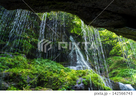 群馬県みなかみ町 木の根沢 大沢 大瀑の光芒 群馬県みなかみ町 木の根沢 大沢 大瀑の光芒 142566743