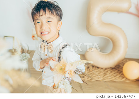 七五三の記念写真 七五三の記念写真 142567477