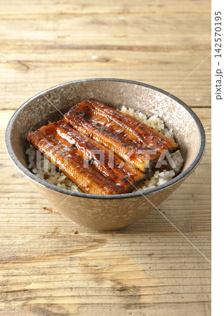うな丼の単品撮影 うな丼の単品撮影 142570195