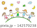 手を繋ぐ子供達 地球と平和 142570238
