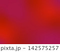 赤とマゼンタの鮮やかなグラデーション背景 142575257