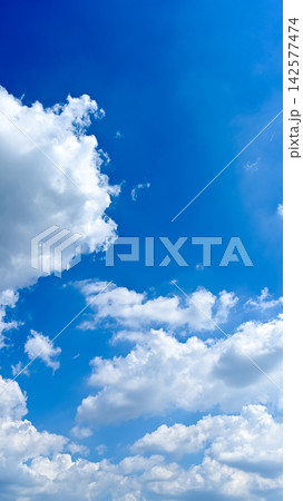 空素材(縦構図) 空素材(縦構図) 142577474