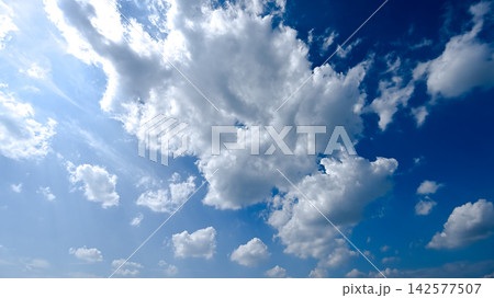 空素材 142577507