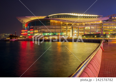 香港 湾仔 プロムナードからの夜景 香港 湾仔 プロムナードからの夜景 142578782