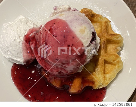 Food 食べ物 Food 食べ物 142592861