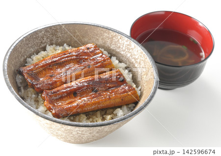 うな丼とお吸物 うな丼とお吸物 142596674
