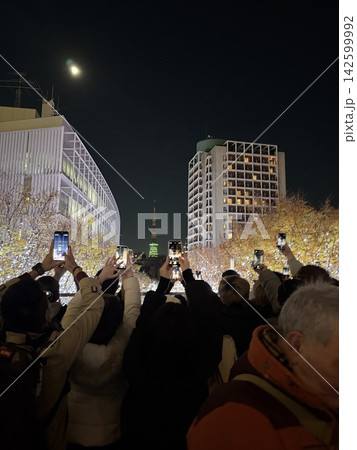 みんなで夜景の写真を撮ろう! みんなで夜景の写真を撮ろう! 142599992