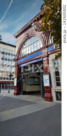 ロンドン ランべス・ノース界隈小景:ランべス・ノース地下鉄駅 ロンドン ランべス・ノース界隈小景:ランべス・ノース地下鉄駅 142600802