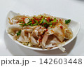 台湾料理・涼拌大薄片の豚肉料理 142603448