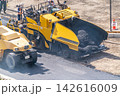 アスファルトフィニッシャ　ロードローラー　舗装用ローラ　タイヤローラ　舗装工事 142616009