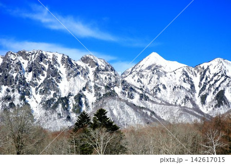 冬の戸隠連峰 冬の戸隠連峰 142617015