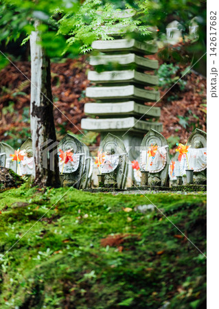 【滋賀県東近江市】金剛輪寺 千体地蔵 【滋賀県東近江市】金剛輪寺 千体地蔵 142617682