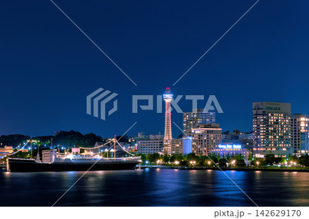 大さん橋からの横浜夜景 大さん橋からの横浜夜景 142629170
