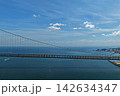 兵庫県淡路市・明石海峡大橋と海峡を望む空撮写真 142634347