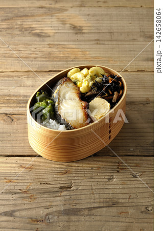 銀だらの西京焼き弁当 142658064