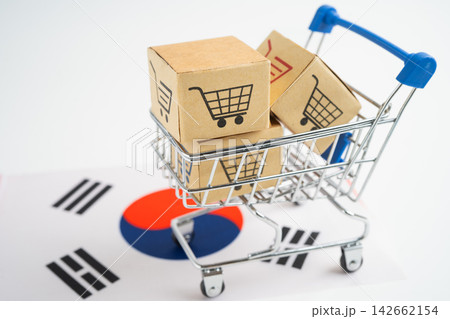 Box with shopping online cart logo and South Korea flag, Box with shopping online cart logo and South Korea flag, 142662154