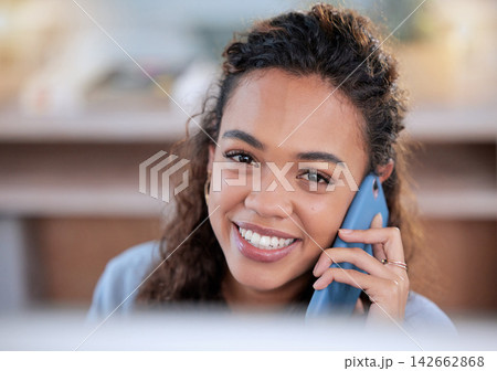 Woman, phone call and portrait at computer in office, conversation and networking on app. Female person, secretary and website for research and receptionist, planning and consultant for communication 142662868