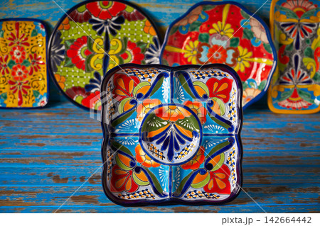 Mexican pottery Talavera style of Mexico Mexican pottery Talavera style of Mexico 142664442