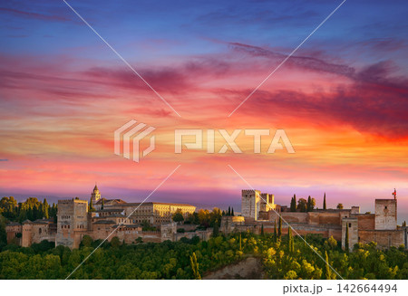 Alhambra sunset in Granada of Spain 142664494