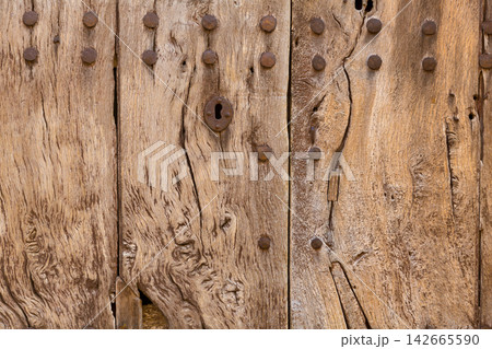 Majorca aged wooden door texture Mallorca Majorca aged wooden door texture Mallorca 142665590