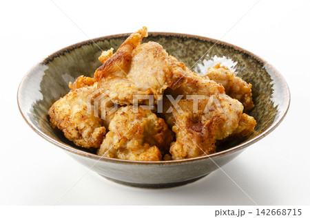 鶏の唐揚げ 鶏の唐揚げ 142668715